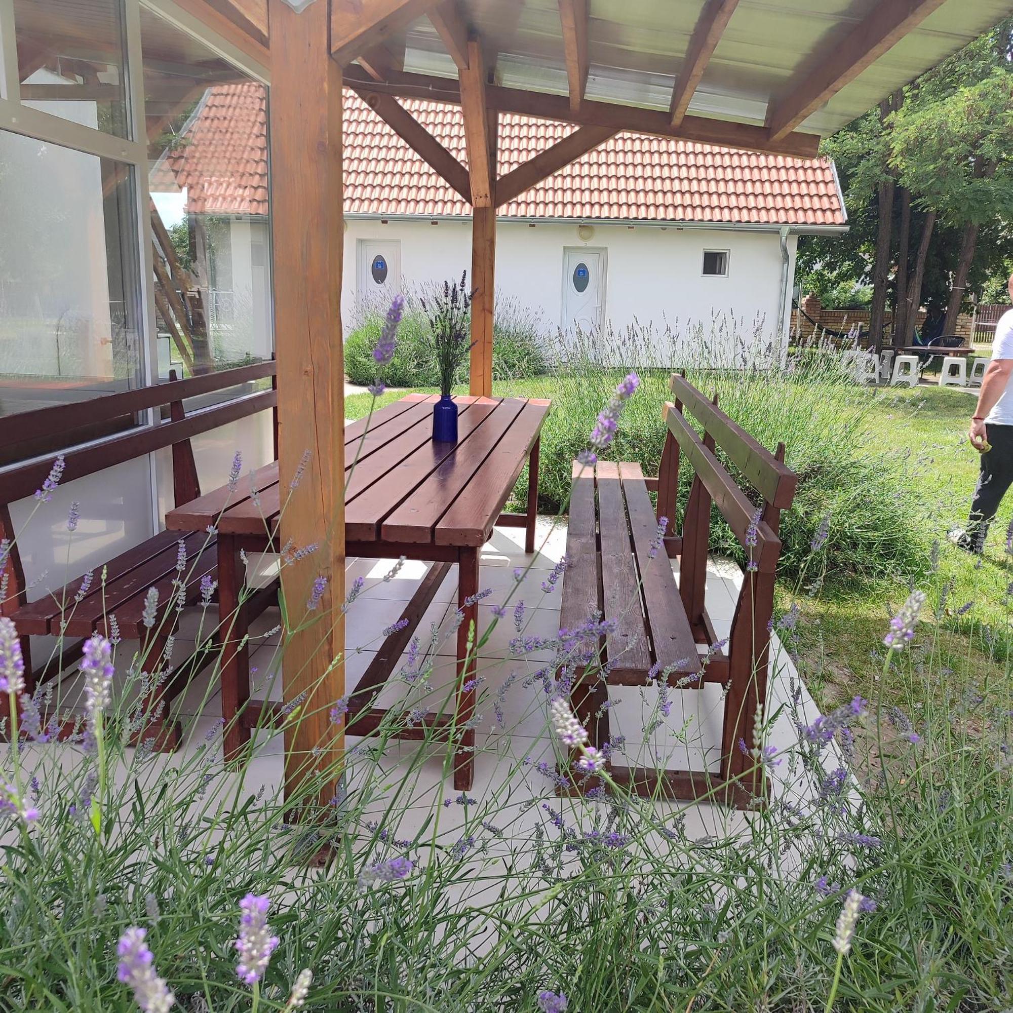 Mirella Rooms ปาลิช ภายนอก รูปภาพ